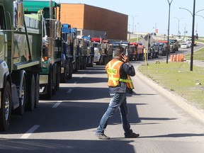 Independent truckers protest against changes to the awarding of contracts in Quebec.