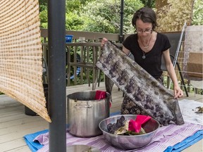 Andrea Belcham has a small business dyeing yarn fibres with plant-based dyes at her St-Lazare home.