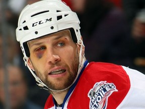 The Canadiens’ Steve Begin sports a black eye during game against the Devils in New Jersey on Jan. 2, 2009 at the Prudential Center.