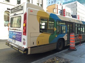 The city will pay $941.2 million for 830 buses – 300 are hybrid and 530 replacements for the regular fleet.