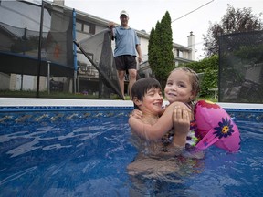 It seems that Quebec has more pools per capita than California.