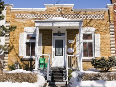 A shoebox bungalow on 2nd Ave. in Rosemount on March 4, 2009.