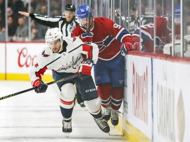 MONTREAL, QUE.: NOVEMBER  19, 2018 -- Montreal Canadiens Tomas Tatar is squeezed against the boards by Washington Capitals Matt Niskanen during third period of National Hockey League game in Montreal Monday November 19, 2018. (John Mahoney / MONTREAL GAZETTE) ORG XMIT: 61742 - 2077