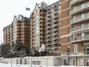 “People are free to come and go" at residences for autonomous seniors, such as the Lux Gouverneur, says a spokesperson for the Quebec seniors’ housing group.