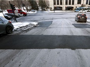 The city of Montreal hasn’t made a dent in its road maintenance deficit since Jean Doré first sounded an alarm bell about the crumbling city when he was mayor in the 1980s.