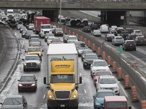 Northbound traffic on Décarie near Jean-Talon on April 19, 2018. The Royalmount study released Tuesday warns of dire traffic problems on the Décarie and other routes surrounding the megamall site.