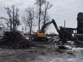 Three years after fire ravaged the Linguini restaurant near Highway 40 in Baie-D'Urfé, the once-popular Italian eatery was demolished this past week.