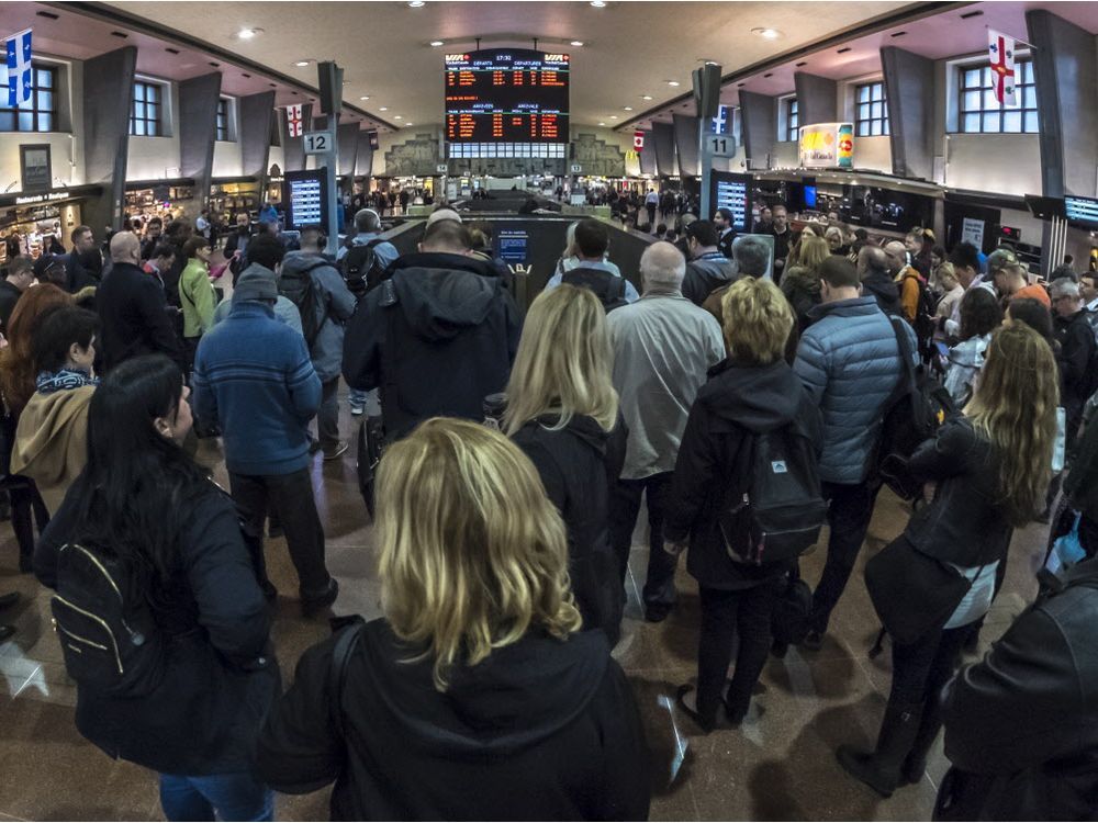 Deux Montagnes Mascouche Commuter Train Service Disrupted Thursday   0426 City Rem 3476 1 