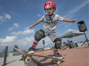 Residents should climb on board any free recreational activities offered by their municipality, such as the skate plaza in Paul Gérin-Lajoie Park in Vaudreuil-Dorion.