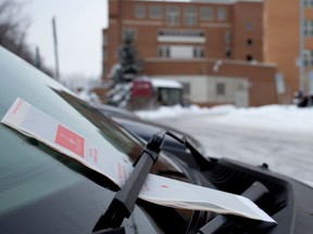 A discount on early payment for parking tickets would take the sting out of recent increases in fines, suggested Ensemble Montréal councillor Francesco Miele.