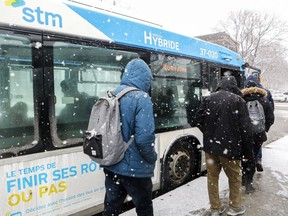 The roof defect affected a total of 27 buses in the STM fleet, but 256 were affected in all, including buses belonging to transit agencies in Laval, Longueuil, Quebec City, Trois-Rivières, Outaouais, Sherbrooke and Saguenay.