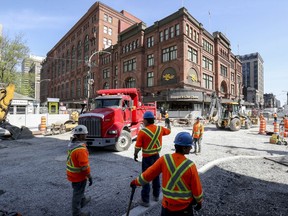 MONTREAL, QUE.: MAY 22, 2019 -- Work on the reconstruction of St. Catherine St. at the corner of Union St. in Montreal Wednesday May 22, 2019. (John Mahoney / MONTREAL GAZETTE) ORG XMIT:  - 5300