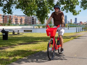Uber launched their Jump e-bikes, a dockless electric-bike sharing service, in Montreal on Wednesday, June 26, 2019. Montreal Gazette reporter René Bruemmer test drove one and found it easy to use.