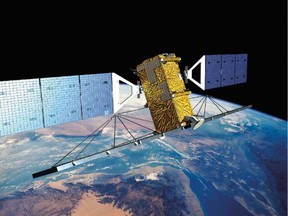 mdas-radarsat-2-satellite-hovers-above-earth-macdonald-dett