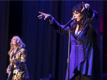 MONTREAL, QUE.: JULY 16, 2019 --  Ann Wilson, right, and her sister Nancy of the band Heart perform at the Bell Centre in Montreal on Tuesday July 16, 2019. (Pierre Obendrauf / MONTREAL GAZETTE) ORG XMIT: 62842 - 2460