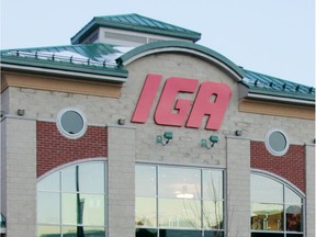 Montreal 01/13/05  File shots for Merlin  of local  oulets and firms. An IGA on Nuns Island. Neg # 11085  Gazette/gordon beck