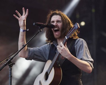 MONTREAL, QUE.: AUGUST 4, 2019 -- The artist Hozier performs on Day 3 of the Osheaga Music and Arts Festival at Parc Jean-Drapeau in Montreal Sunday, August 4, 2019. (John Kenney / MONTREAL GAZETTE)