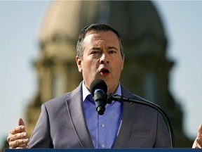 In invoking separation, and positioning himself as the last bulwark against it, Alberta Premier Jason Kenney has glommed onto one of the oldest hustles in the country — one that has served Quebec mightily for decades, Martin Patriquin writes.