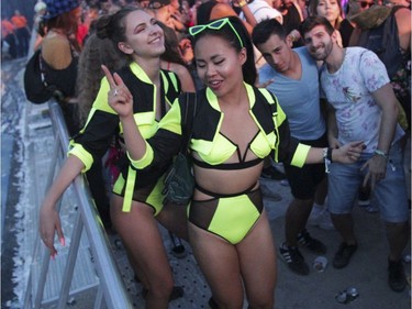 People enjoy the music of Kaskade on Day 1 of the ÎleSoniq electronic music festival at Parc Jean-Drapeau in Montreal on  Friday, August 9, 2019.