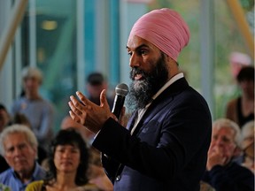 Canada's New Democratic Party (NDP) leader Jagmeet Singh speaks at a meeting with supporters held at a Nova Scotia Community College campus during an election campaign stop in Halifax, Nova Scotia, Canada September 23, 2019.  REUTERS/Ted Pritchard