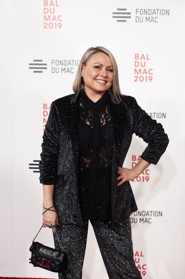 WE LOVE YOU MITSOU! Powerhouse media personality/ businesswoman/all star human MItsou Gelinas makes her stylish way into the 2019 MAC Ball.