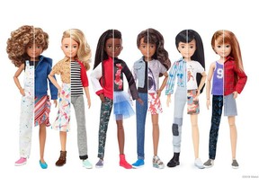 Mattel's Creatable World dolls come with accessories and hair styles that might present the doll as boy, or girl, or both, or neither.