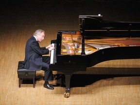 Pianist and conductor Sir András Schiff reportedly walked out of a rehearsal after a testy exchange with an OSM player.