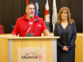 Pierrefonds-Roxboro borough Mayor Jim Beis and Héma-Québec's West-Island coordinator France Boutin announce plans for a Nov. 21 blood drive.