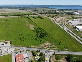 The site selected for the new Off-Island hospital is located in Vaudreuil-Dorion, near the intersection of Highways 30 and 40 and just west of an existing commercial hub.