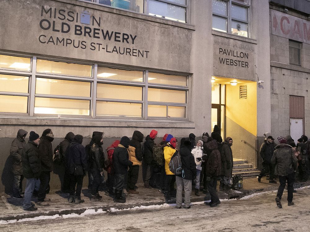 Some Homeless People Are Determined To Sleep Outside Despite The Cold   1220 City Homeless 