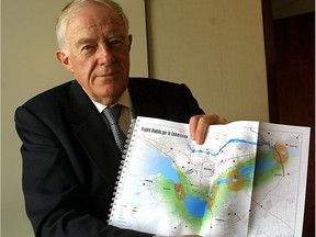 Engineer Roger Nicolet met with the Gazette editorial board in 2003, when he chaired a provincial committee on transport links to the South Shore.