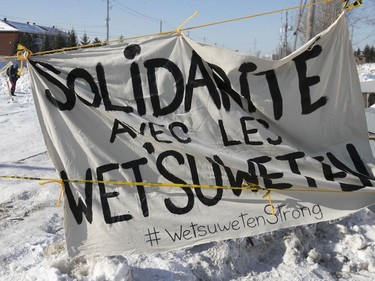 Protesters at blockade on the train tracks in Longueuil near Oak Ave. and St. Georges St.