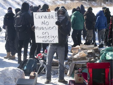 Protesters at blockade on the train tracks in Longueuil near Oak av. and St-Georges St. on Thursday February 20, 2020.
