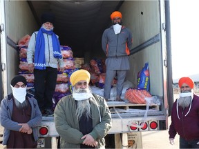 Meals prepared by members of the Gurdwara Guru Nanak Darbar temples in LaSalle and Park Extension can be picked up at the facilities' driveways or delivered.