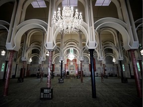 A general view shows the main mosque empty on the eve of Ramadan amid the coronavirus disease (COVID-19) outbreak in Madrid, Spain, April 23, 2020. REUTERS/Juan Medina