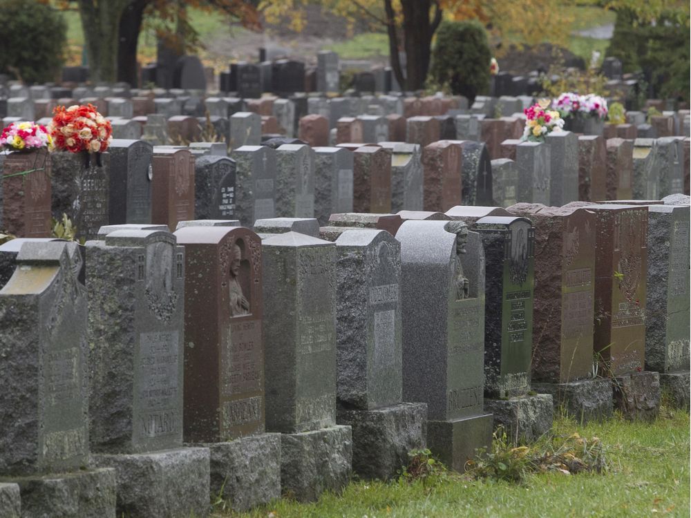 Notre Dame des Neiges cemetery closed until further notice