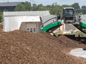 The Quebec government will spend $1.2 billion over the next decade to recover organic waste.