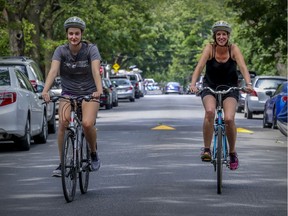 Cailin McMurray noticed her activity level dropping off as the pandemic dragged on. Taking part in a mission developed by McGill health professionals to encourage regular exercise "held me accountable,” says McMurray, cycling with her mother, Ilka Lowensteyn, the mission’s lead kinesiologist.