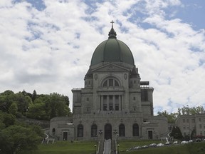 St. Joseph's Oratory is commanding presence on Mount Royal. (John Kenney / MONTREAL GAZETTE)