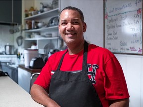 Panamanian-born chef/owner Renan Alvey operates what looks like just another greasy spoon in a small office building in Westmount, but he serves up gourmet fare at bargain basement prices.