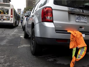 "Theoretically, there are no privileges given to construction workers," said Laurent Chevrot, general director of the Agence de mobilité durable de Montréal. "The regulations apply to them as they do to everyone."