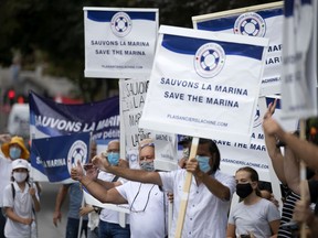 Boat owners protest the city's plan to close the Lachine Marina in August. Julie Pascale-
Provost was the only member of the Projet Montréal-dominated council in Lachine to vote against the plan.