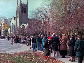 Voters form a long line at a church in Westmount as they wait to cast ballots in the referendum on sovereignty on Oct. 30, 1995.