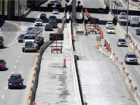 For the weekend, construction of the REM will close the section of northbound Highway 15 between Exit 58 at Nuns' Island and the Turcot interchange from 10 p.m. Friday to 5 a.m. Monday.