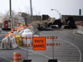 Motorists should note that the Dorval Circle will remain closed to traffic in December due to ongoing repair work.