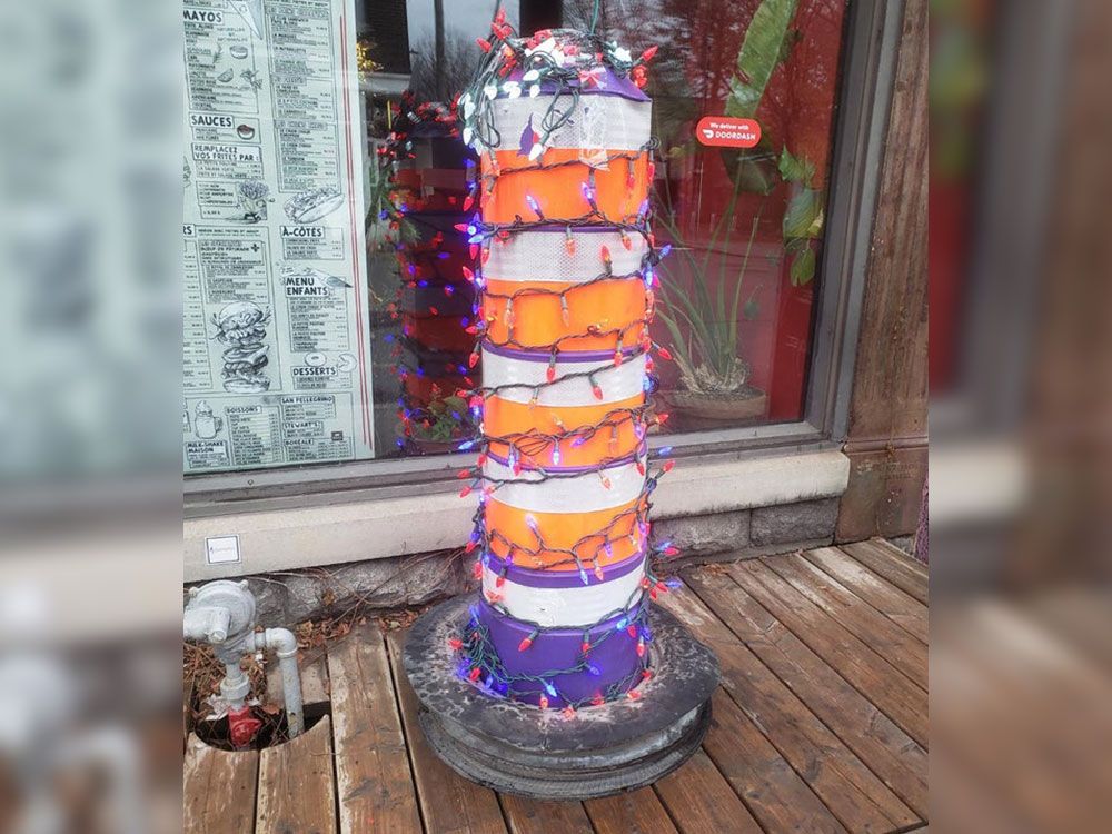 Behold the most Montreal Christmas tree to ever Christmas tree