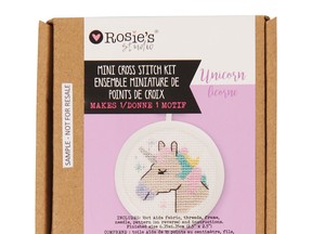 Rosie's Studio mini cross stitch kit unicorn, $5, Tigre Géant