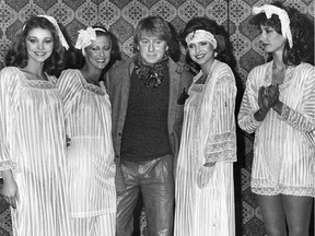 John Warden with models in 1982: He "was a visionary, an entrepreneur and a creative spirit," Lise Ravary writes.
