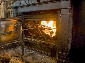 There are reportedly over 85,000 homes on the island of Montreal that have a woodstove or fireplace.