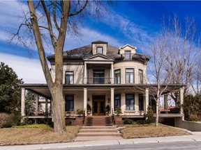 Quebec Premier François Legault and his wife, Isabelle Brais, are selling their Victorian mansion in Outremont while real estate markets are red hot.